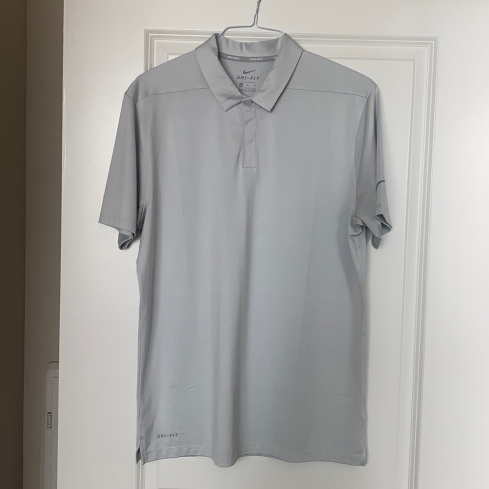 Like New Men’s Nike Dri Fit Polo Medium Gray